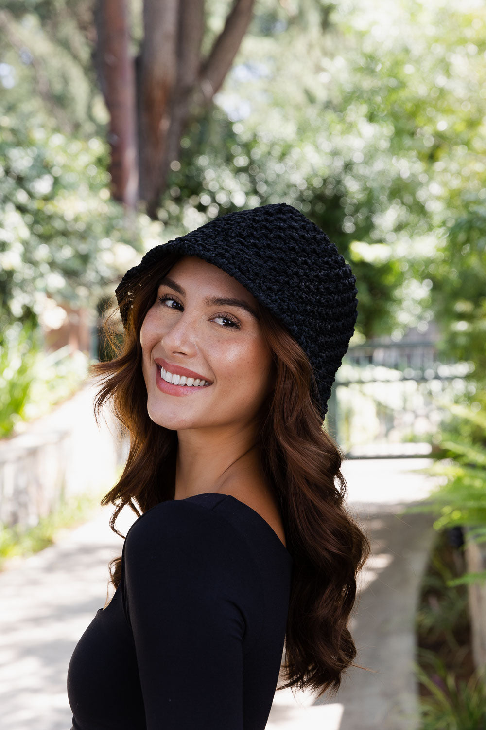 Handwoven Crochet Bucket Hat – Boho Twisted Design 🌿🧶 Leto Collection