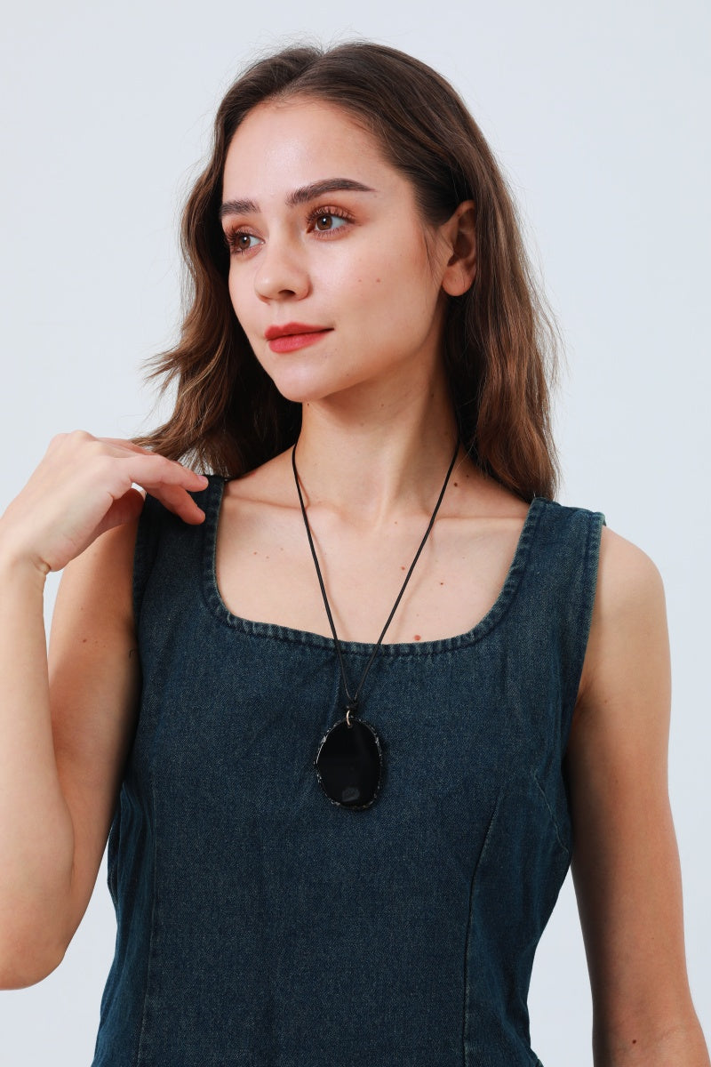 Raw Gemstone Pendant Necklace – Organic & Irregular Stone 💎 Leto Collection