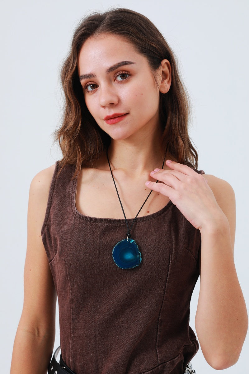 Raw Gemstone Pendant Necklace – Organic & Irregular Stone 💎 Leto Collection