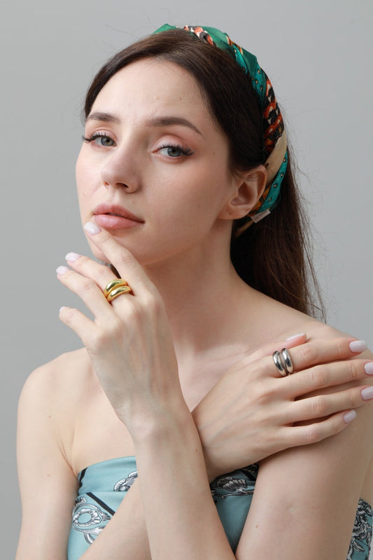 High-Shine Geometric Ring – Open-Ended Minimalist Statement ✨🔶 Leto Collection