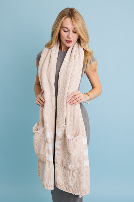 Chenille Pocket Scarf - Soft Comfort with Handy Pockets 🧣 Leto Collection