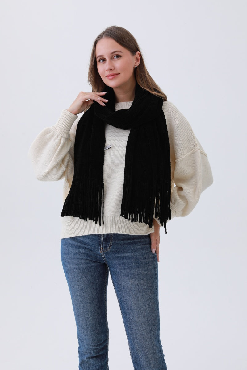 Luxe Chenille Knit Scarf – Plush Tassel Elegance☁️✨ Leto Collection