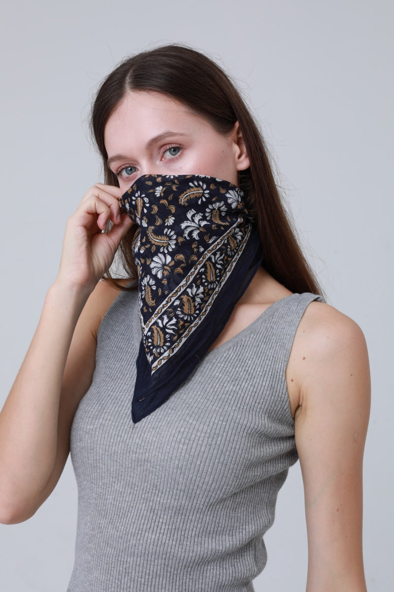 Printed Square Bandanas – Versatile Hair & Neck Scarf Set 🌸 Leto Collection