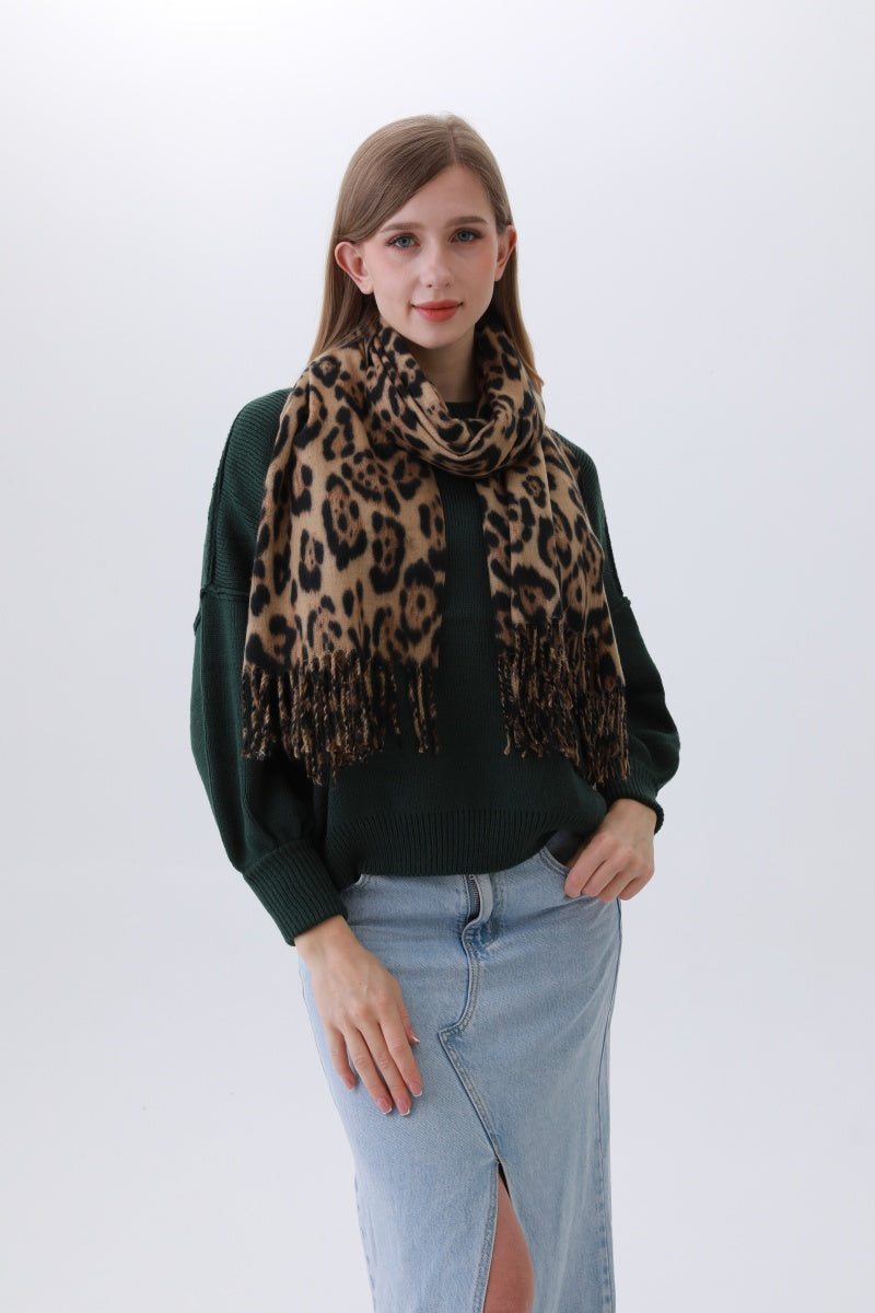 Timeless Leopard Scarf – Classic Animal Print Staple 🐆🧣 Leto Collection