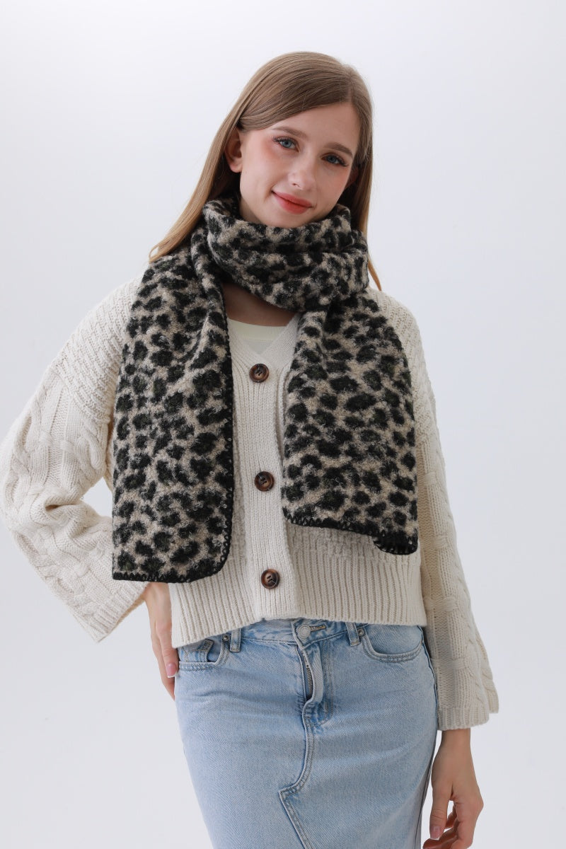 Leopard Print Woven Scarf – Animal Pattern Accent 🐆✨ Boho Clothing and Accessories