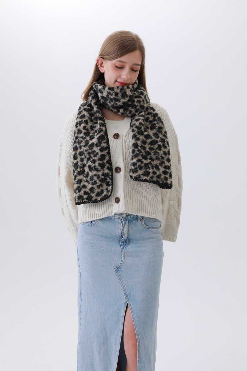 Leopard Print Woven Scarf – Animal Pattern Accent 🐆✨ Boho Clothing and Accessories