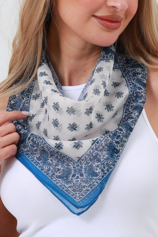 Color-Block Print Bandana – Lightweight & Versatile 🌈🧣 Leto Collection