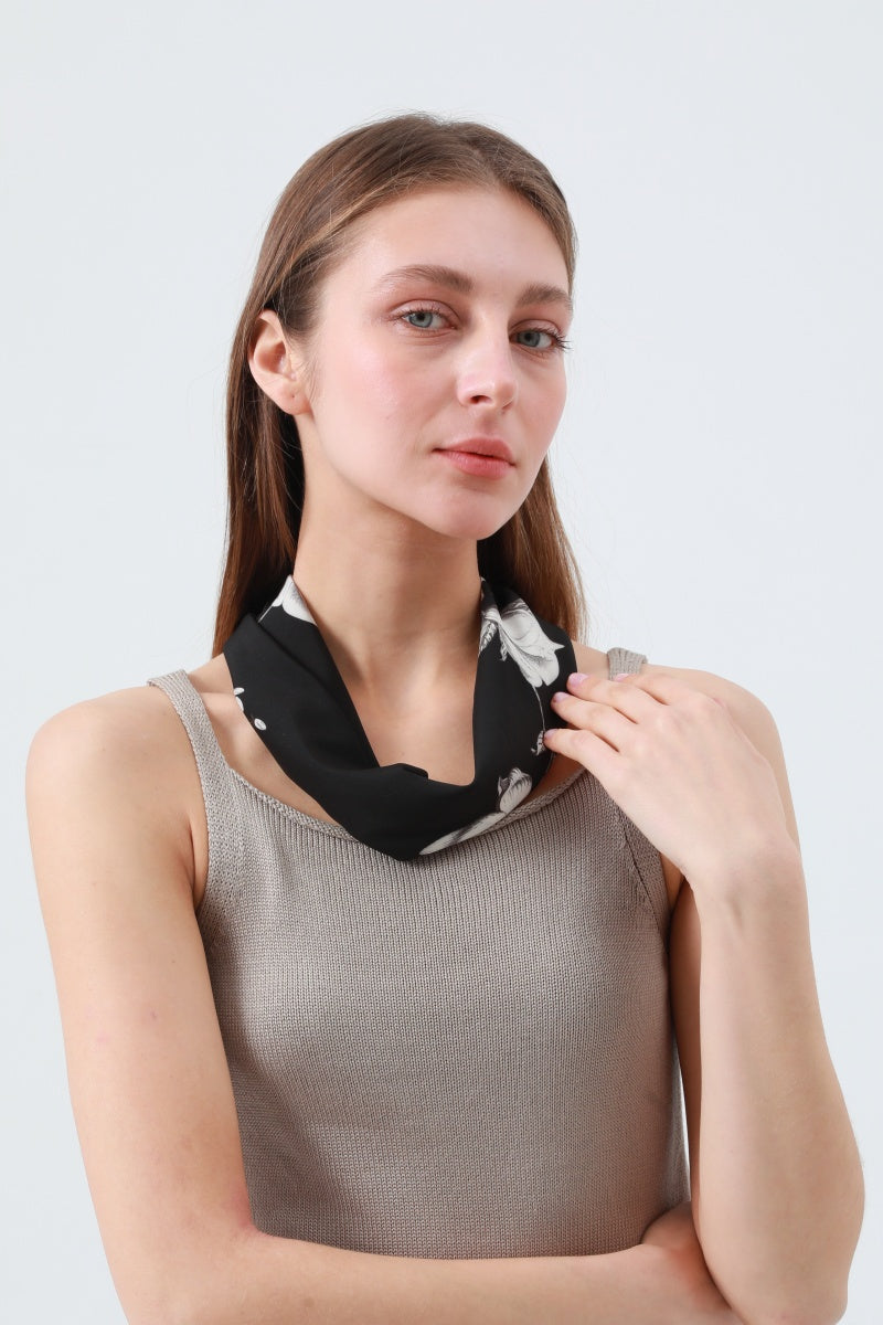 Camelia Floral Print Bandana – Smooth & Chic Scarf 🌺 Leto Collection