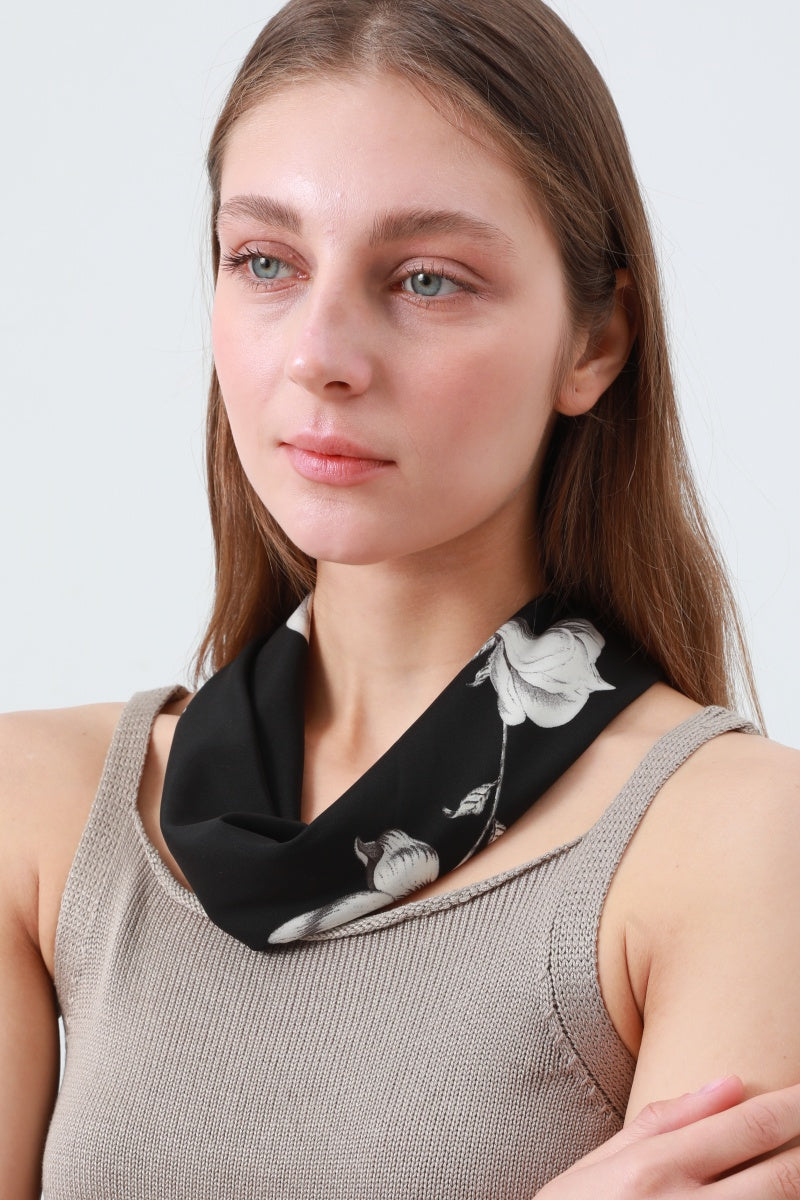 Camelia Floral Print Bandana – Smooth & Chic Scarf 🌺 Leto Collection