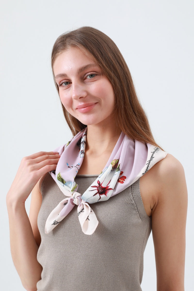 Camelia Floral Print Bandana – Smooth & Chic Scarf 🌺 Leto Collection