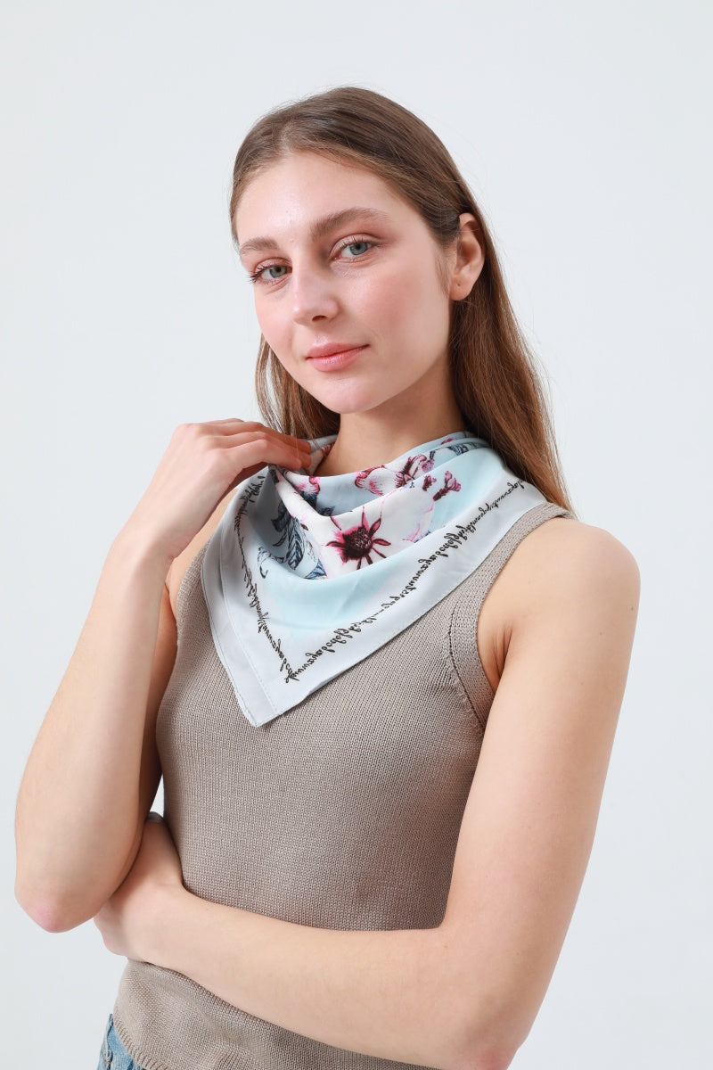 Camelia Floral Print Bandana – Smooth & Chic Scarf 🌺 Leto Collection