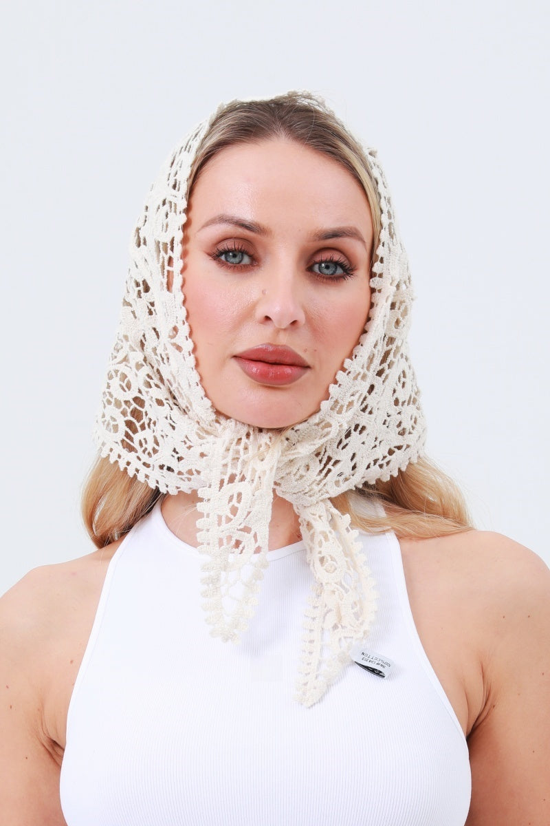 Crochet Embroidered Bandana Shawl – Soft Cotton Summer Wrap 🌼 Leto Collection