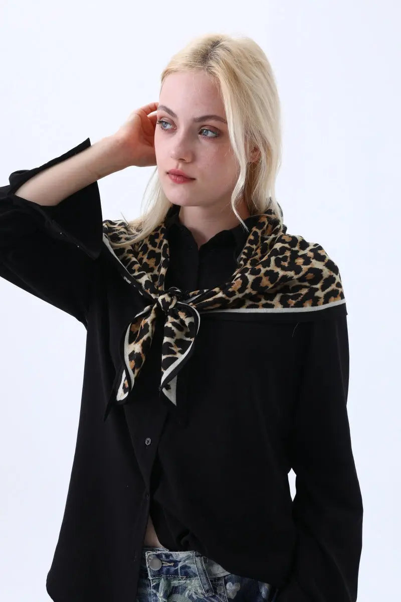Women's Elegant Square Scarf with Abstract Leaf Print & Houndstooth Trim Leto Collection