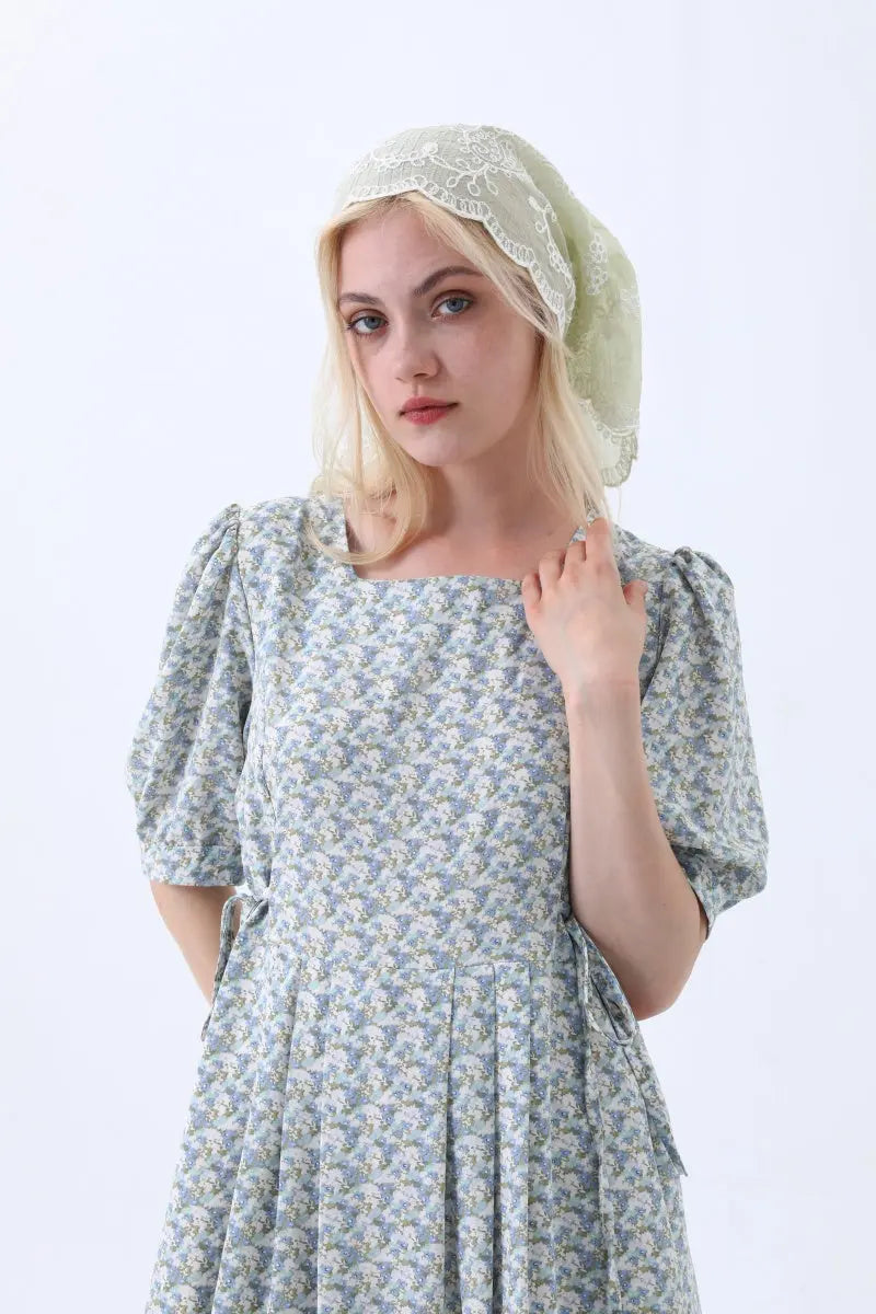 Boho Floral Embroidered Triangle Headscarf – Lightweight Casual Scarf Leto Collection