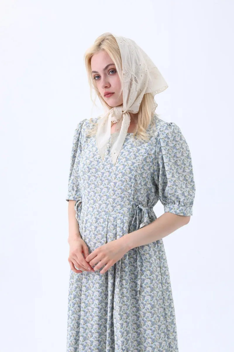 Floral Embroidered Cotton Triangle Headscarf – Vintage Boho Wrap Leto Collection