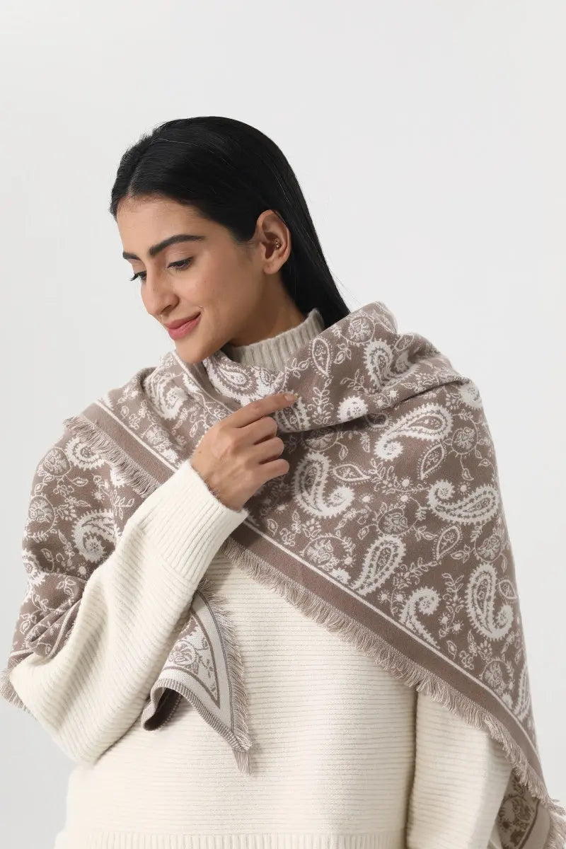 Women Paisley Print Tassel Triangle Warm Shawl Wrap 🪡🌼 Leto Collection