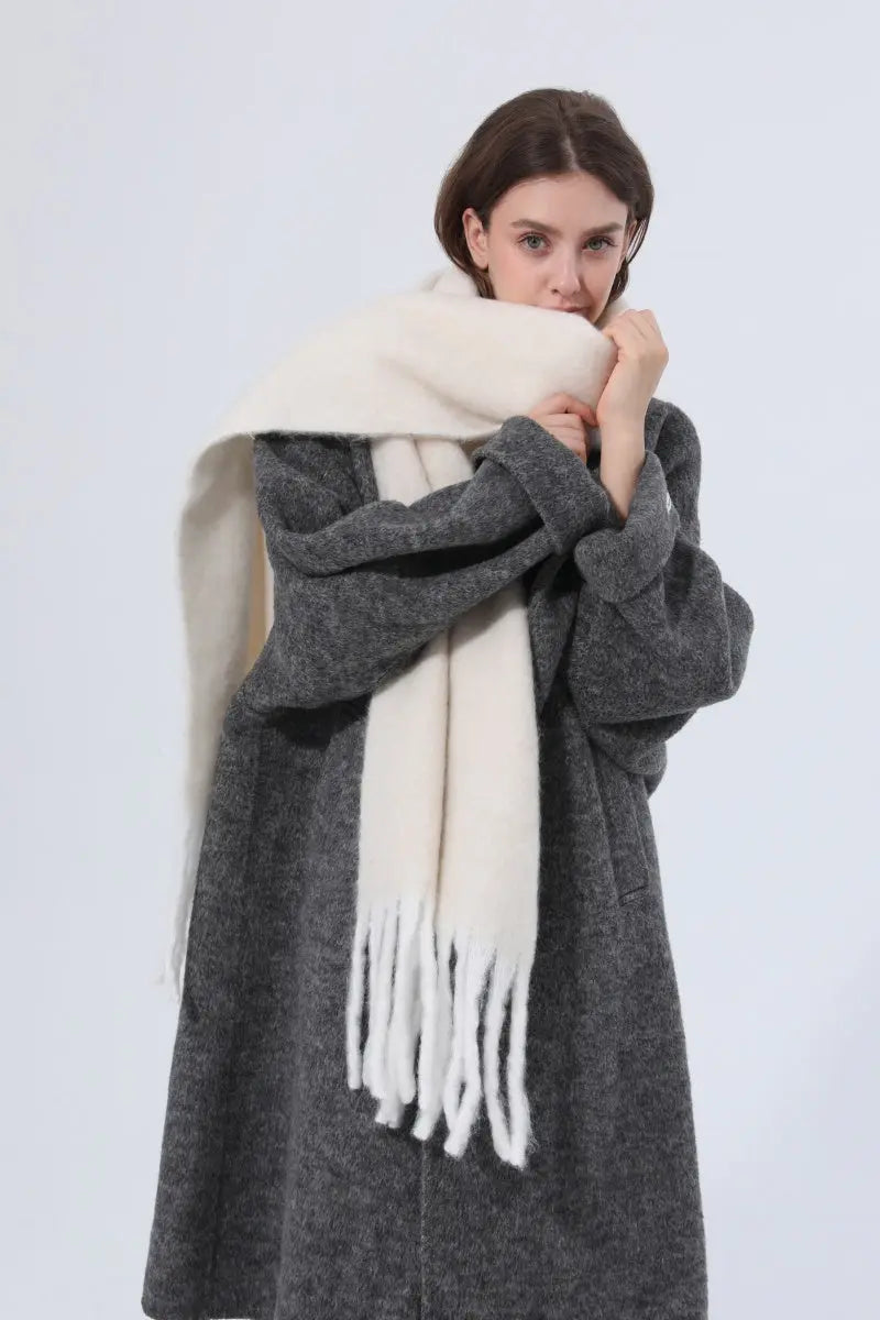 Women Gradient Tassel Thick Knit Soft Warm Winter Wrap 🧣🎨 Leto Collection