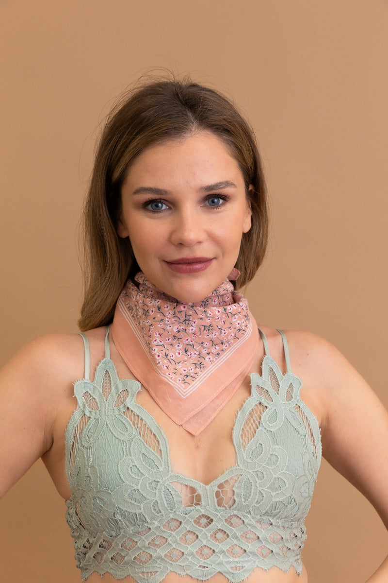 Bloom Field Petal Bandana Leto Collection