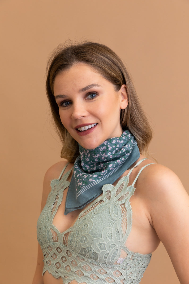 Bloom Field Petal Bandana Leto Collection