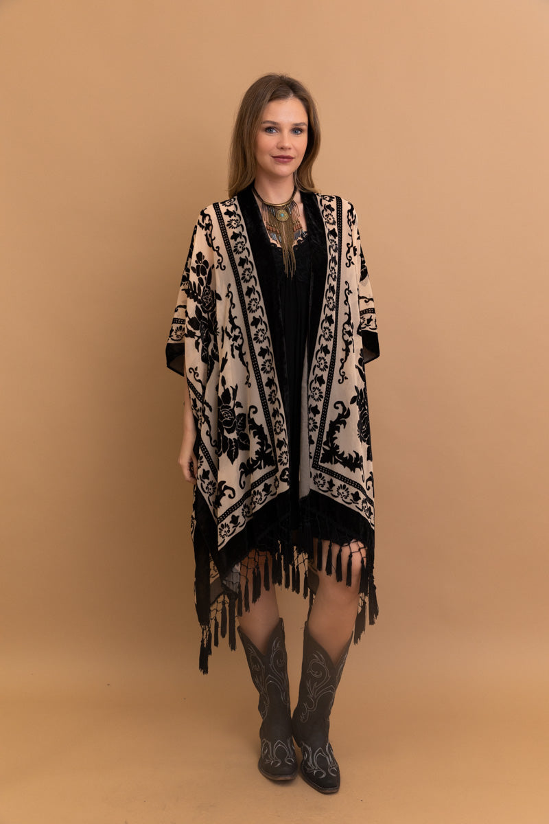 Lush Velvet Mesh Tapestry Kimono Leto Collection