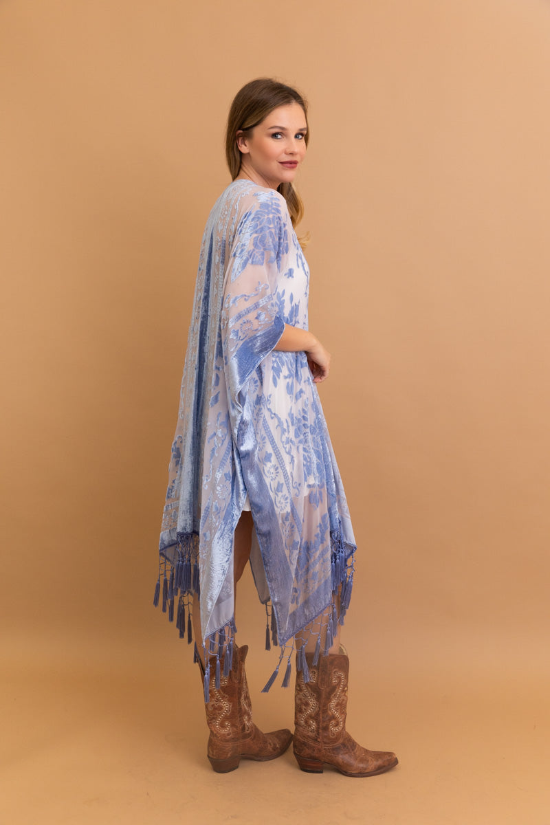 Lush Velvet Mesh Tapestry Kimono Leto Collection