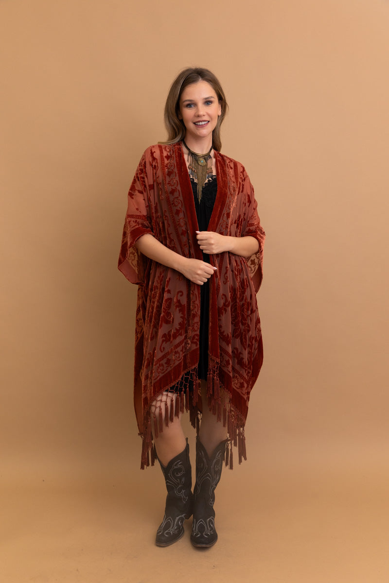 Velvet Dream Mesh Tapestry Kimono Leto Collection