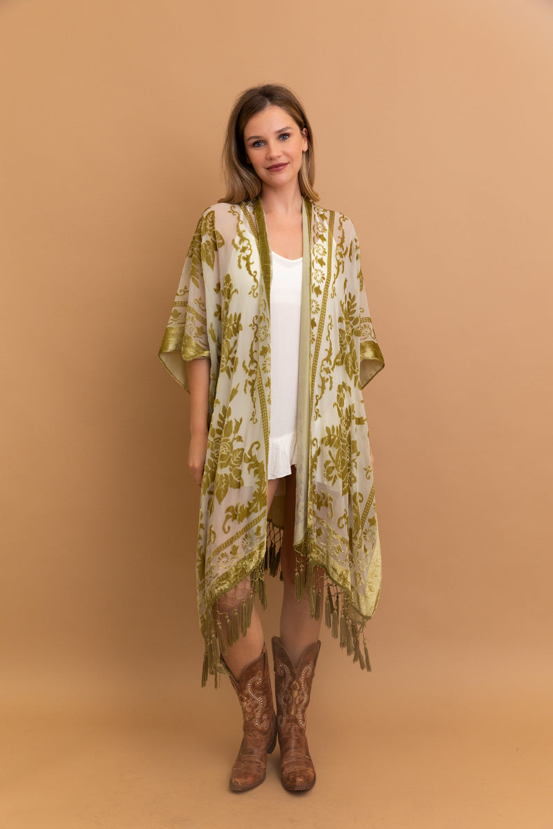 Lush Velvet Mesh Tapestry Kimono Leto Collection