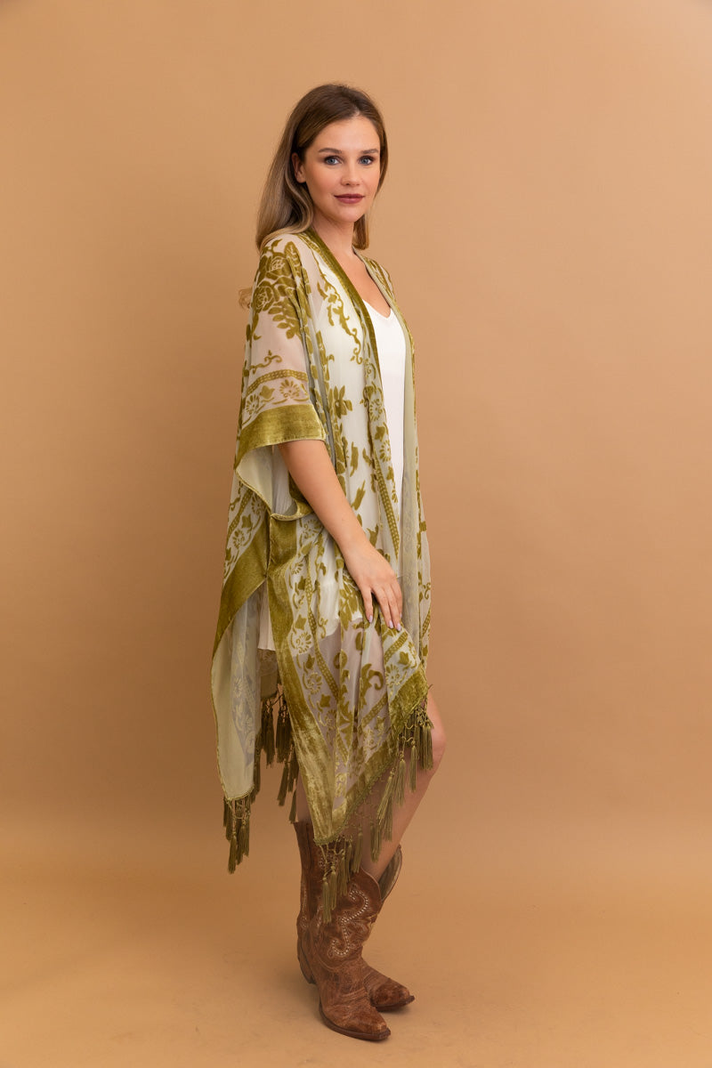 Lush Velvet Mesh Tapestry Kimono Leto Collection
