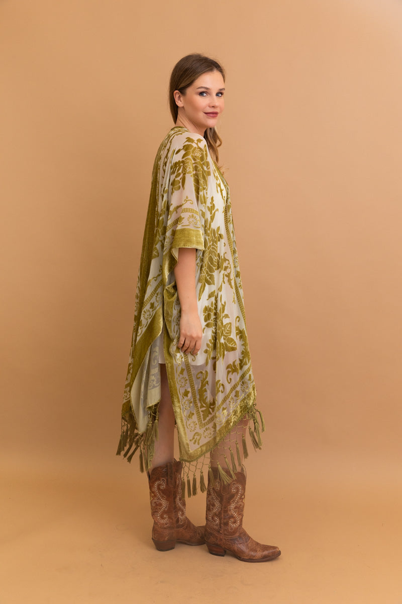 Velvet Dream Mesh Tapestry Kimono Leto Collection