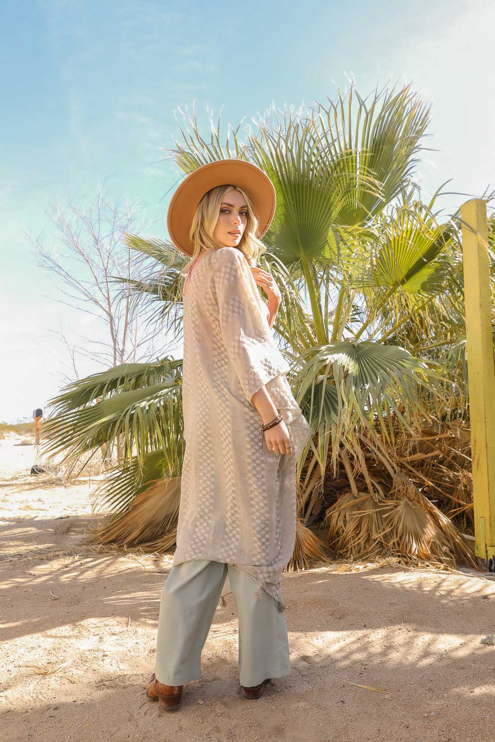 Sunshine Pom Kimono Leto Collection