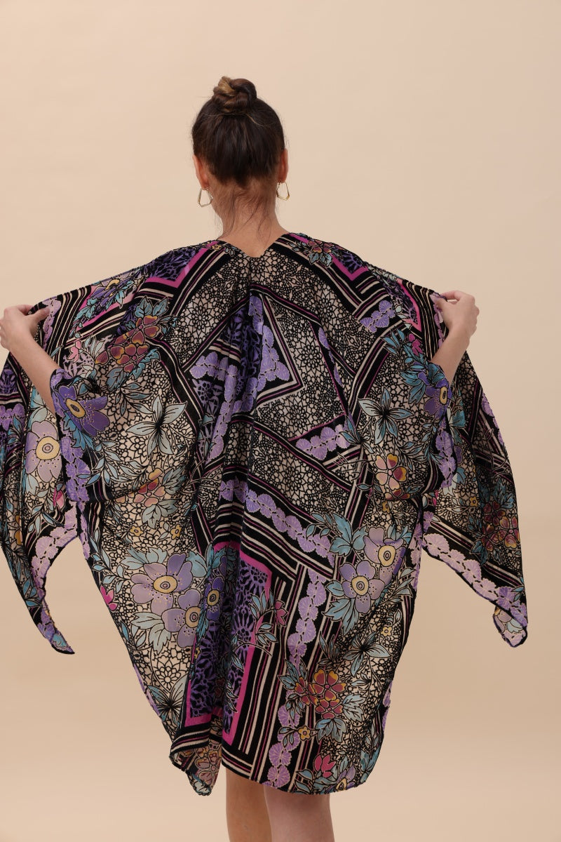 Velvet Bloom Kimono – Luxurious Textures & Artisan Craftsmanship🌸✨ Leto Collection