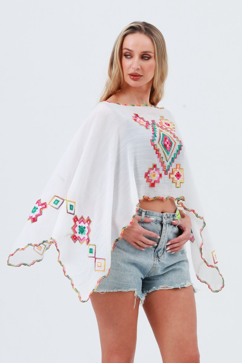 Geometric Embroidery Kimono – Lightweight & Soft Layer 🧵 Leto Collection
