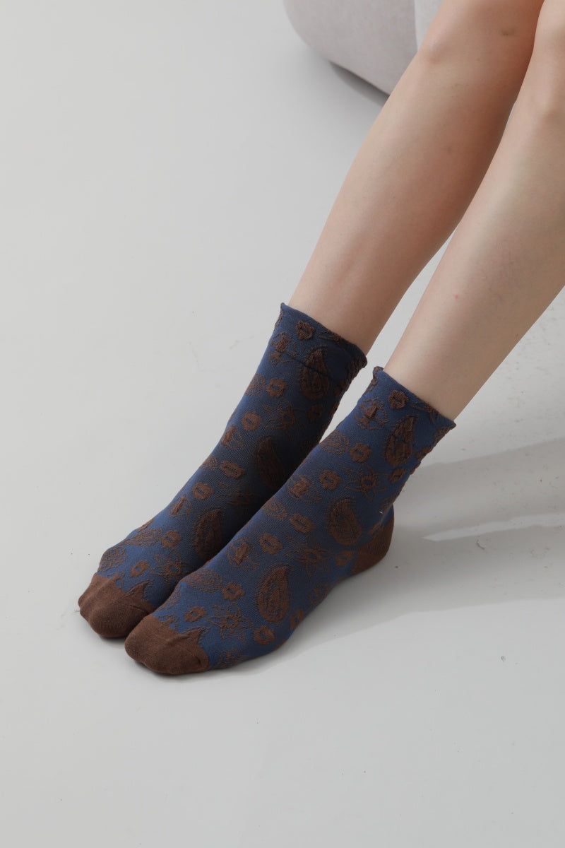 Cashew-Print Socks – Lightweight & Breathable Comfort 🌰🧦 Leto Collection
