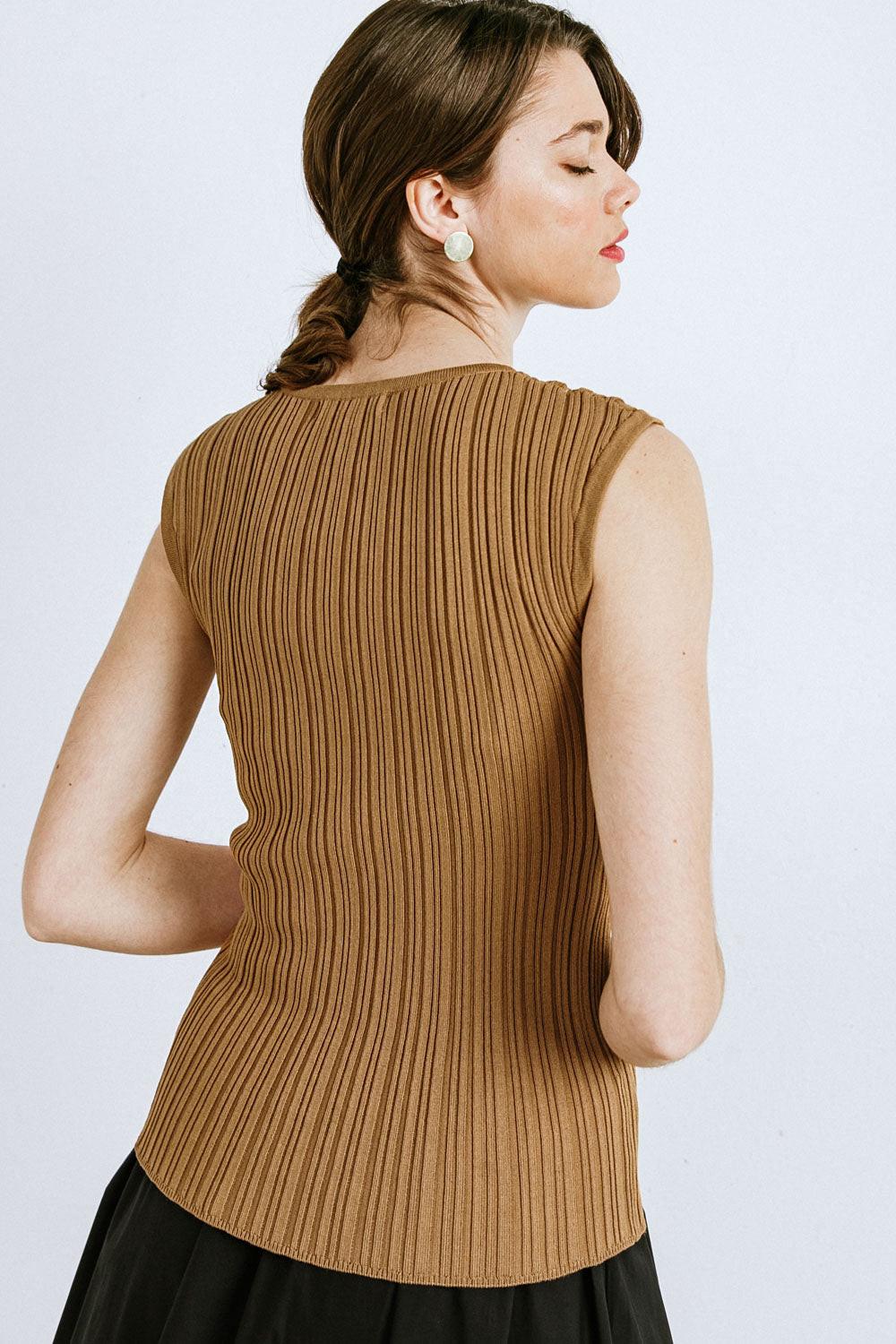 Set the Pace Knit Top in 20cam14 — Soul Flow Apparel