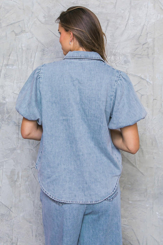 Always a Mood Denim Acid Wash Puff Sleeve Top with Shirt Collar in 20den 20aci44 — Soul Flow Apparel