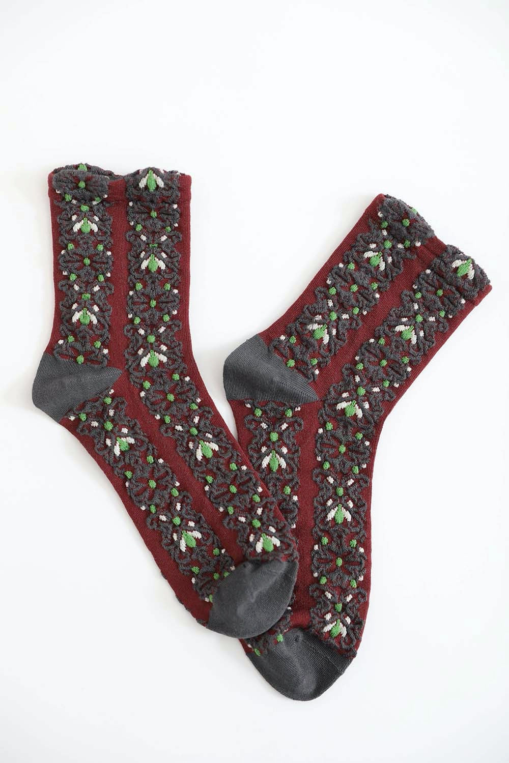 Embroidered Flower Pattern Socks Leto Collection