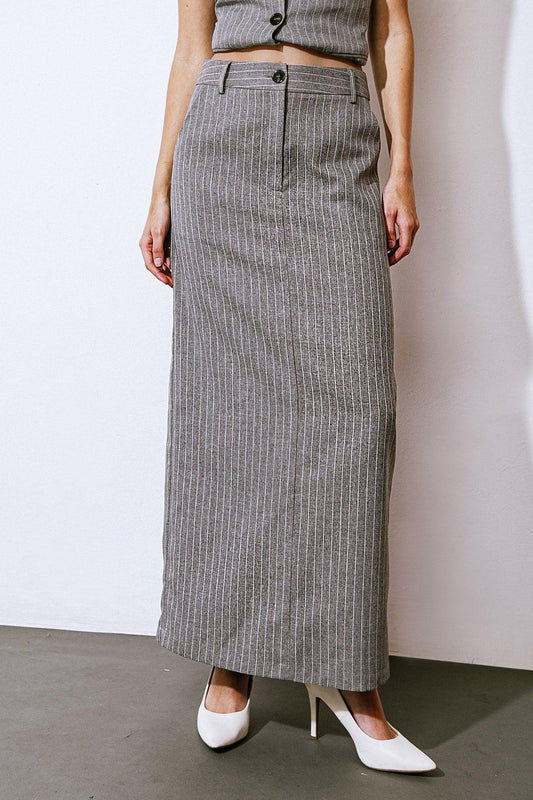 Get to the Point Woven Midi Skirt in 20grey11 — Soul Flow Apparel