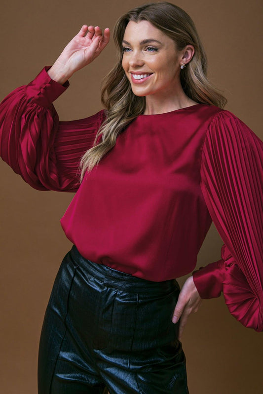 Like the First Time Woven Top in 20red30 — Soul Flow Apparel