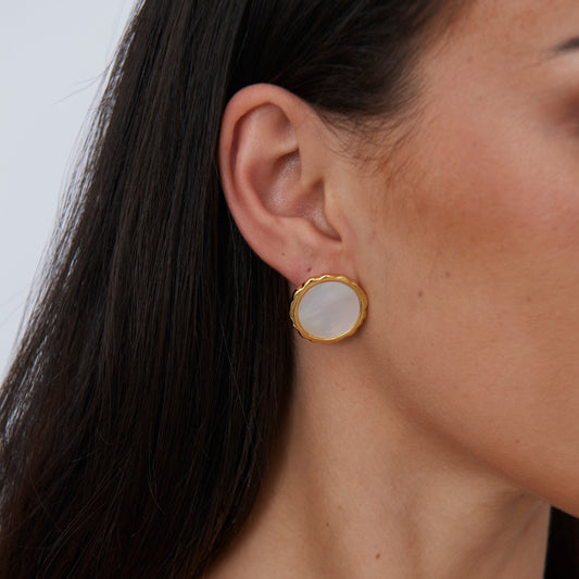 Gwen Mother of Pearl Stud — Soul Flow Apparel