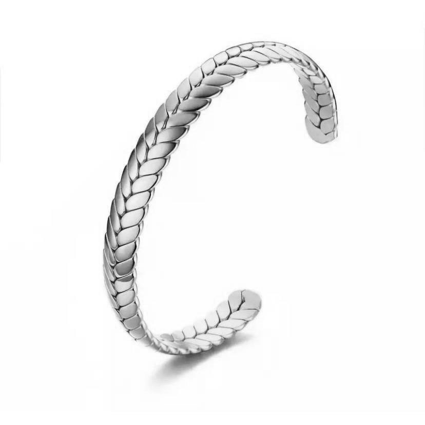 Lina Chain Cuff — Soul Flow Apparel