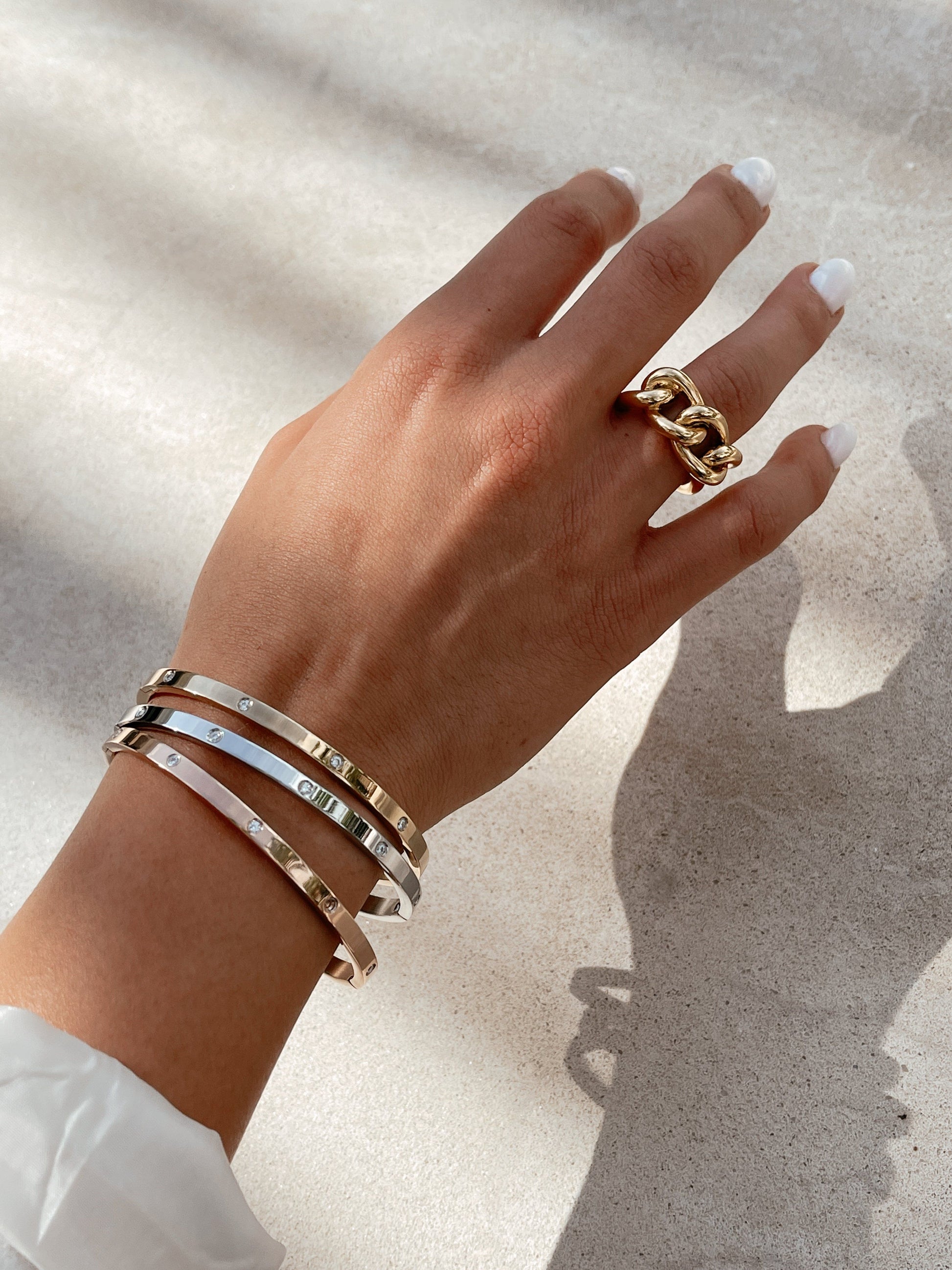 Mira Chain Ring — Soul Flow Apparel